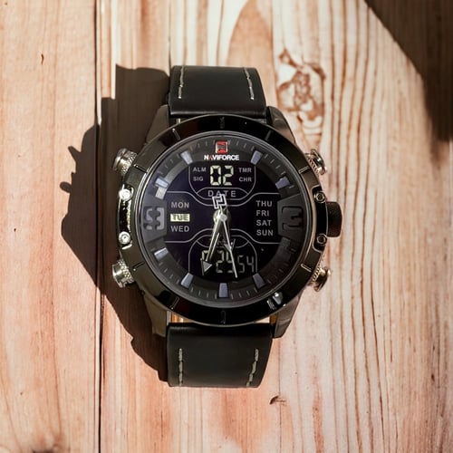 ساعه رجاليه ماركه NAVIFORCE جلد اسود ميناء اسود