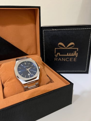 ساعه رجاليه موديل ميلانو فضي ميناء أزرق