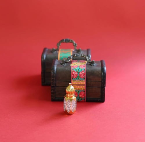 صندوق خشبي فاخر – لمسة أنيقة لتقديم الهدايا!