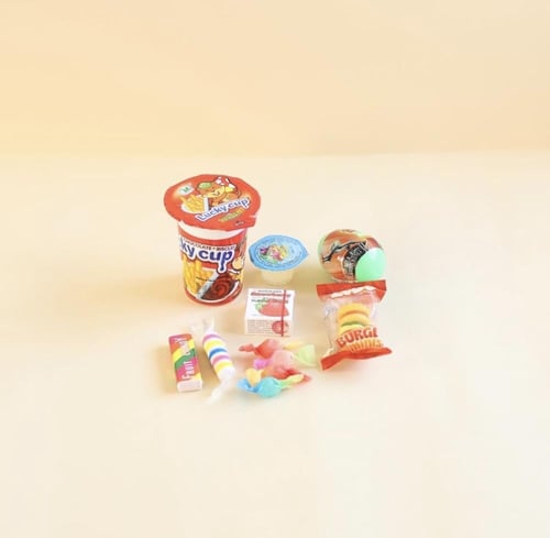 صندوق اكريليك مغلف