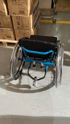 كرسي طبي متحرك رياضي كاياردا KY778L-A-38 إطار ألوم...