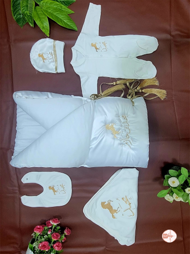 Baby set embroidered