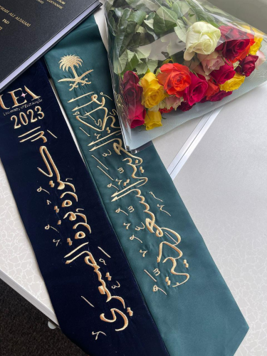 Large embroidered graduation scarf (for graduates, university students)