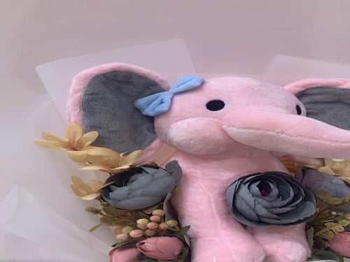 باقة الفيل الوردي