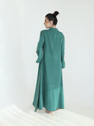 جلابية كريب بتطريز انيق