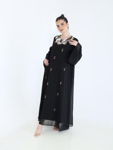 جلابية شيفون اسود مطرزة يدويًا