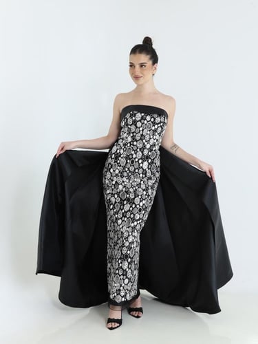 فستان تفته اسود بذيل