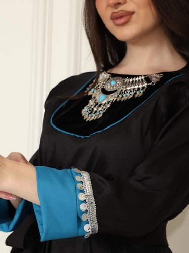 جلابية تفته بطابع شرقي