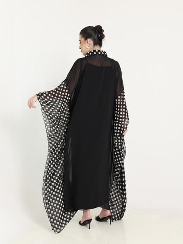 شيفون اسود منقط