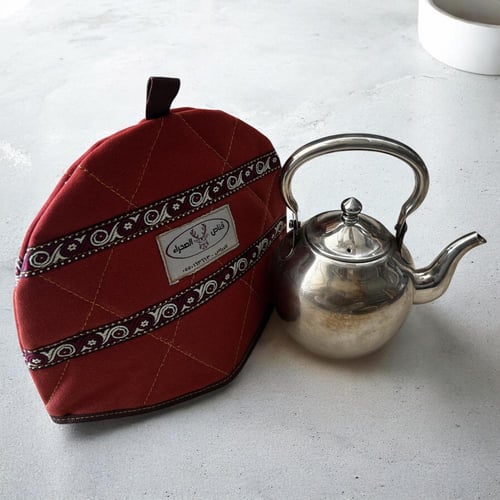 غطاء ابريق خمري