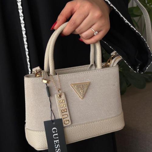 شنطة جيس (Guess) ميني كاجوال نسائية ألوان متعددة - GUE-012-ES
