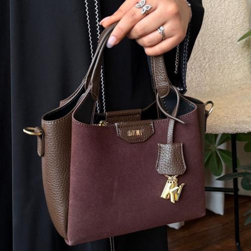 شنطة نسائية دكني (DKNY) ميني مخمل راقية - ألوان مت...