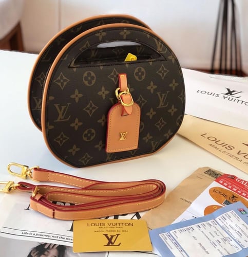 شنطة لويس فيتون - كاجوال LV-023-ES