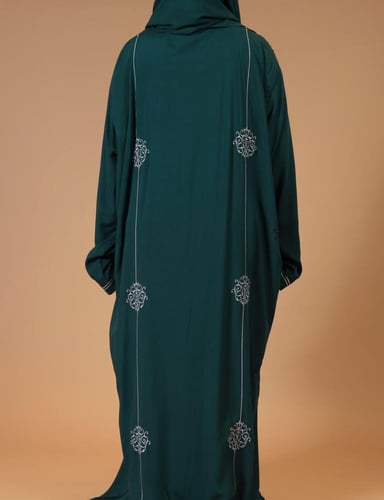 ثوب صلاه أخضر تطريز فضي