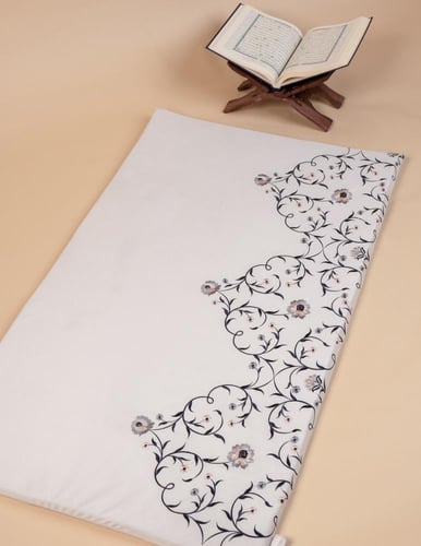 سجادة طبية ميموري فوم مطرزه كحلي غامق