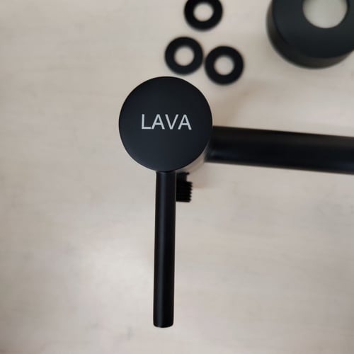 شطاف جداري مع الخلاط - بيروجيا