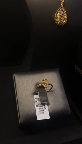 نصف طقم عيار 21 وزن 5.2 جرام