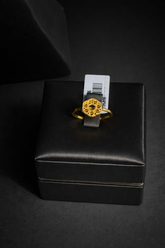 نصف طقم ديور عيار 21 وزن 5.25 جرام