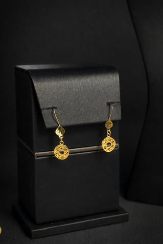 نصف طقم ديور عيار 21 بوزن 5.32 جرام