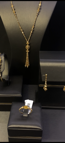 طقم عيار 21 وزن 20.85 جرام