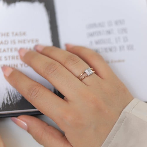 خاتم ذهب مربع عيار 18 بوزن 2.71 جرام - خاتم روعة د...