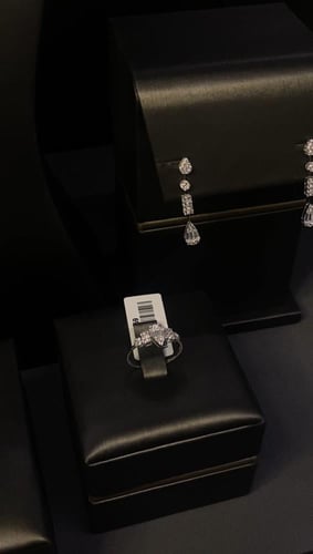 شبكة ذهب عيار 18 وزن 13.57 جرام