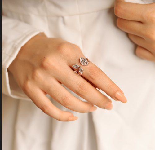 خاتم ذهب فخم عيار 18 بوزن 3.25 جرام - خاتم الهيام