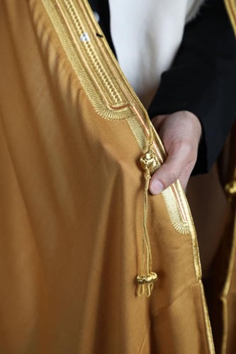 بشت ملكي زعفراني غاطين