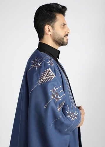 جبة الباحة - لون ازرق