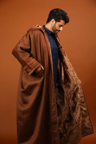 فروه شتوية رجاليه - فروة العارض لون جملي