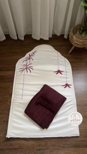 طقم اسفنج مطرز