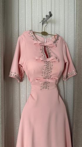 فستان باربي مع تطريز لونين Y62