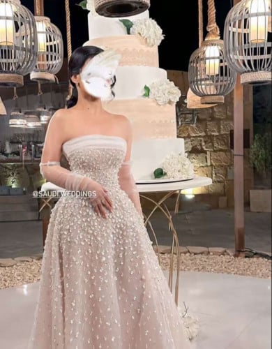 فستان ذهبي F8