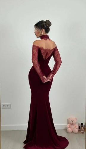 فستان جوخ مع دانتيل R95