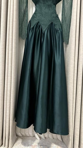 فستان دانتيل زيتي T90