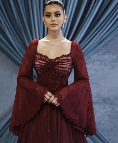 فستان دانتيل وتل W82