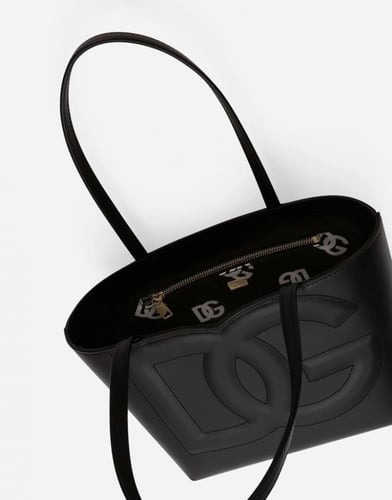 شنطة دولتشي اند غابانا Small calfskin DG Logo Bag...