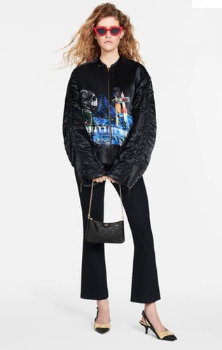 لويس فيتون EASY POUCH ON STRAP