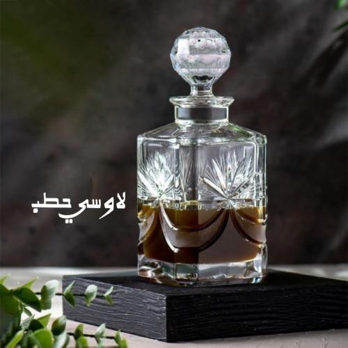 دهن عود لاوسي حطب معتق بالجملة