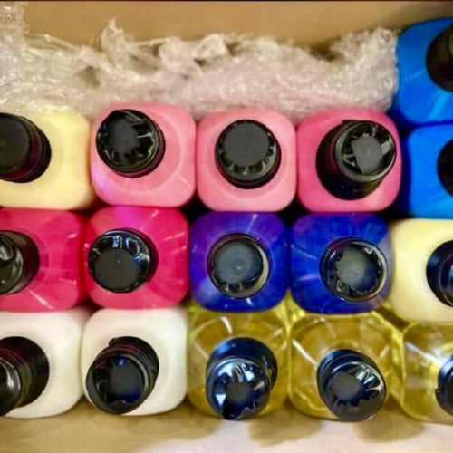 مسك أوروبي بالجملة