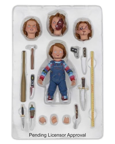 Child's Play Ultimate Chucky Figure