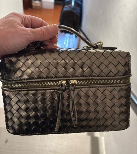 Boutique Gucci bag with all accessories
