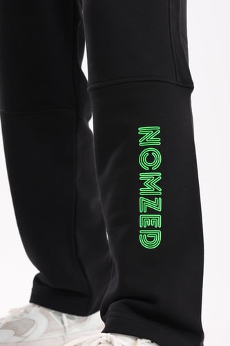 طقم شتوي أسود - نسائي