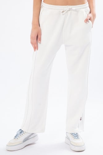 بنطلون أبيض - نسائي