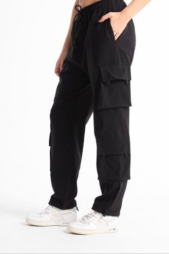 بنطلون أسود 2024 - نسائي