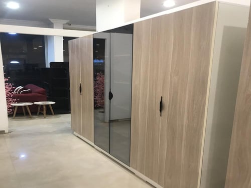 دولاب ملابس ٦ درفه خشب تايلاندى ضد التقشير مع ٢ در...