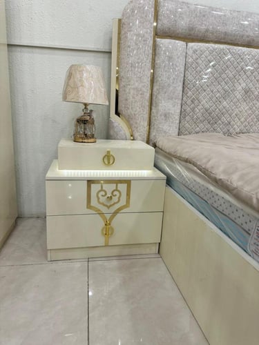 غرفة نوم صيني ٨ قطعة دولاب مقاس ٢٤٠*٢٣٠ سم سرير ٢٠...