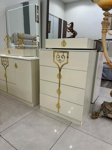 غرفة نوم صيني ٨ قطعة دولاب مقاس ٢٤٠*٢٣٠ سم سرير ٢٠...