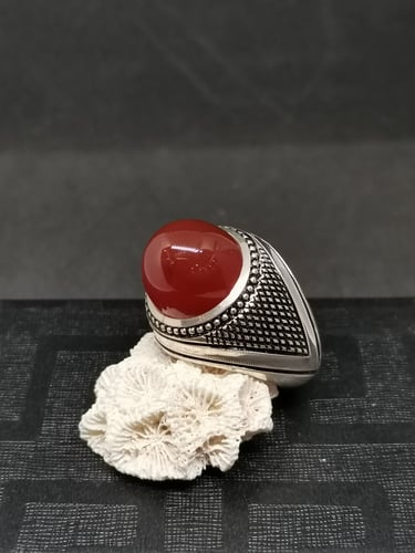 خاتم الفضة بحجر عقيق خرساني ايراني أحمر بصياغة الأ...