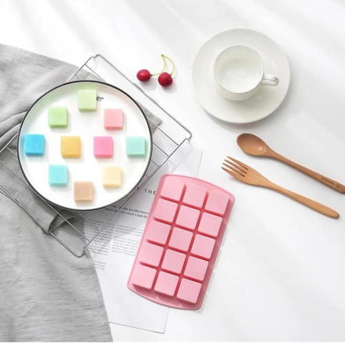 سيلكون مربعات 15 مربع مقاس 3*3 ارتفاع 1.9سم